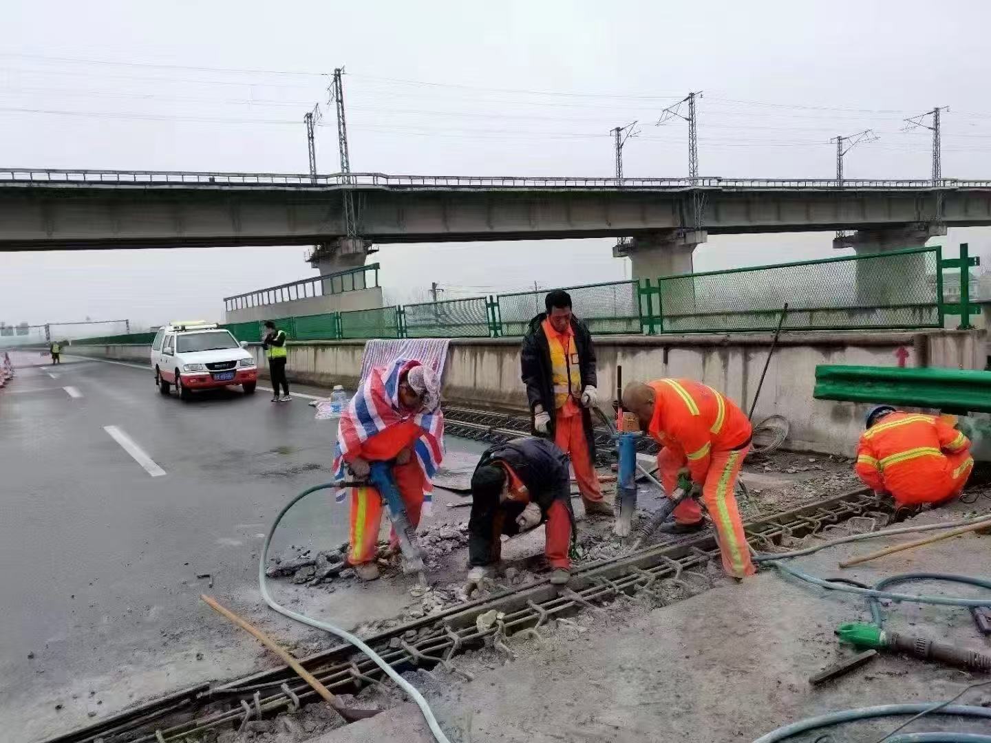 太仓桥梁伸缩缝抢修料